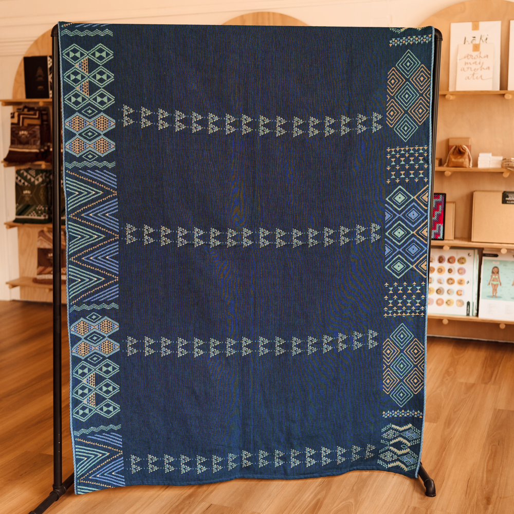 
                  
                    Kahika - Mahana Blanket
                  
                